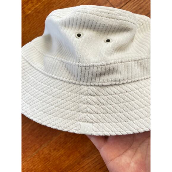 NWT Lululemon Corduroy Bucket Hat in Color Bone main image 5
